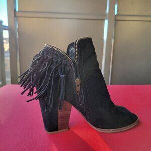DV by Dolce vita Fringe Peep-Toe Suede PROMISE Booties Black W/ 4" Heel Size 7.5